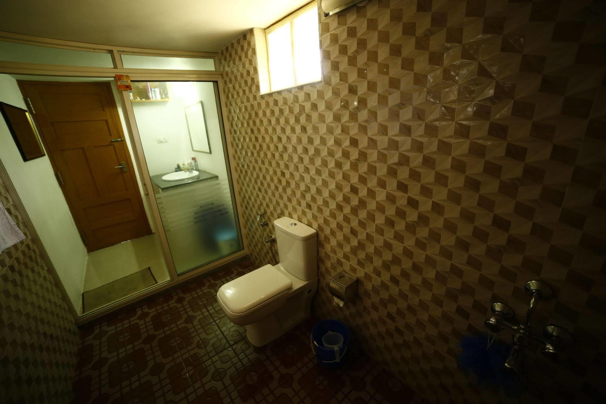 Cochin Cove Homestay Kochi Extérieur photo